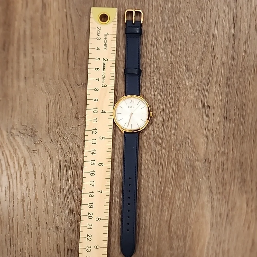 Fossil Bq3300 Suitor Three-hand Rose Gold & Navy 36mm Unisex